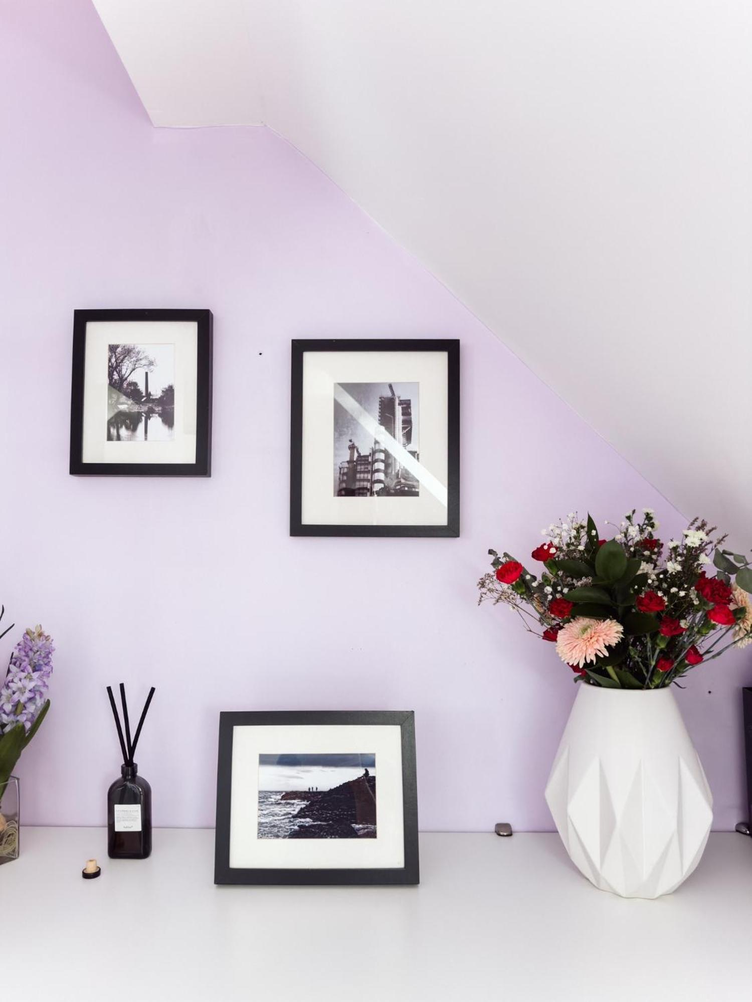 Beautiful Apartment In Guildford With Parking Send Eksteriør bilde